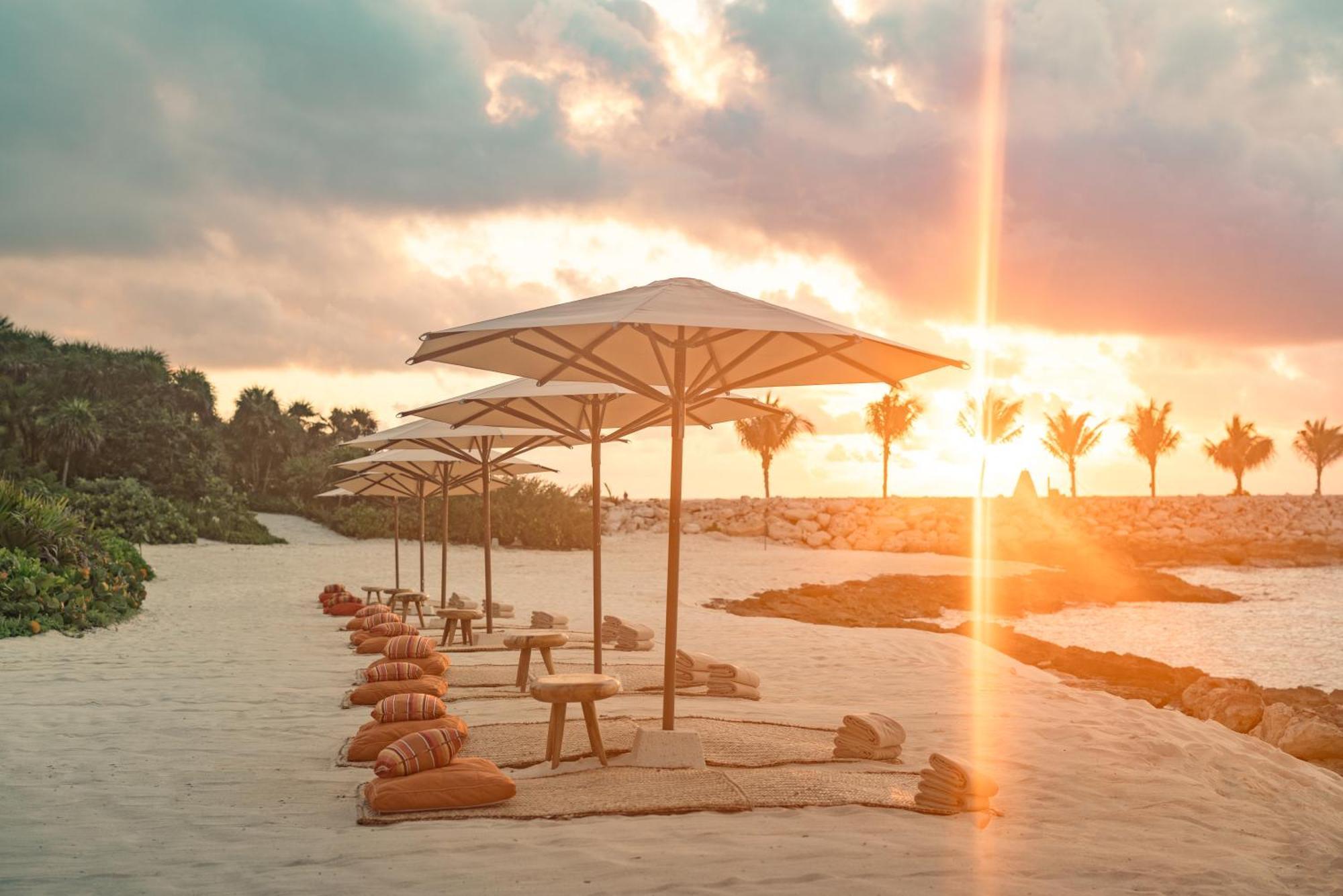 La Casa De La Playa By Xcaret (Adults Only) Hotel Los Dos Compadres Екстериор снимка